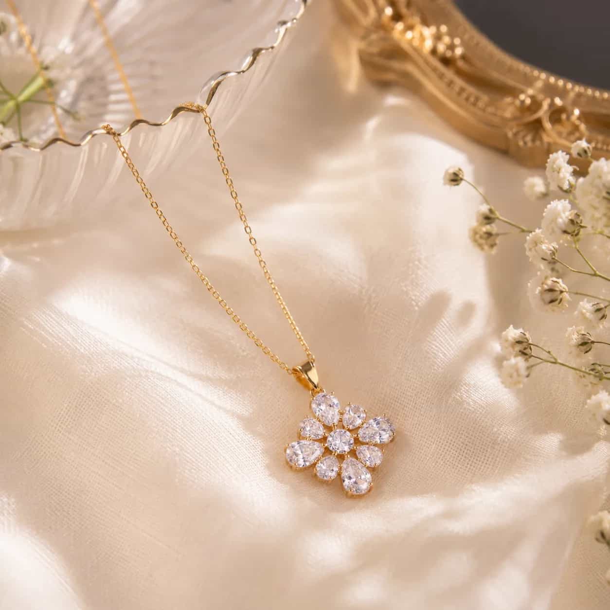 Floral Cubic Zirconia Pendant Necklace