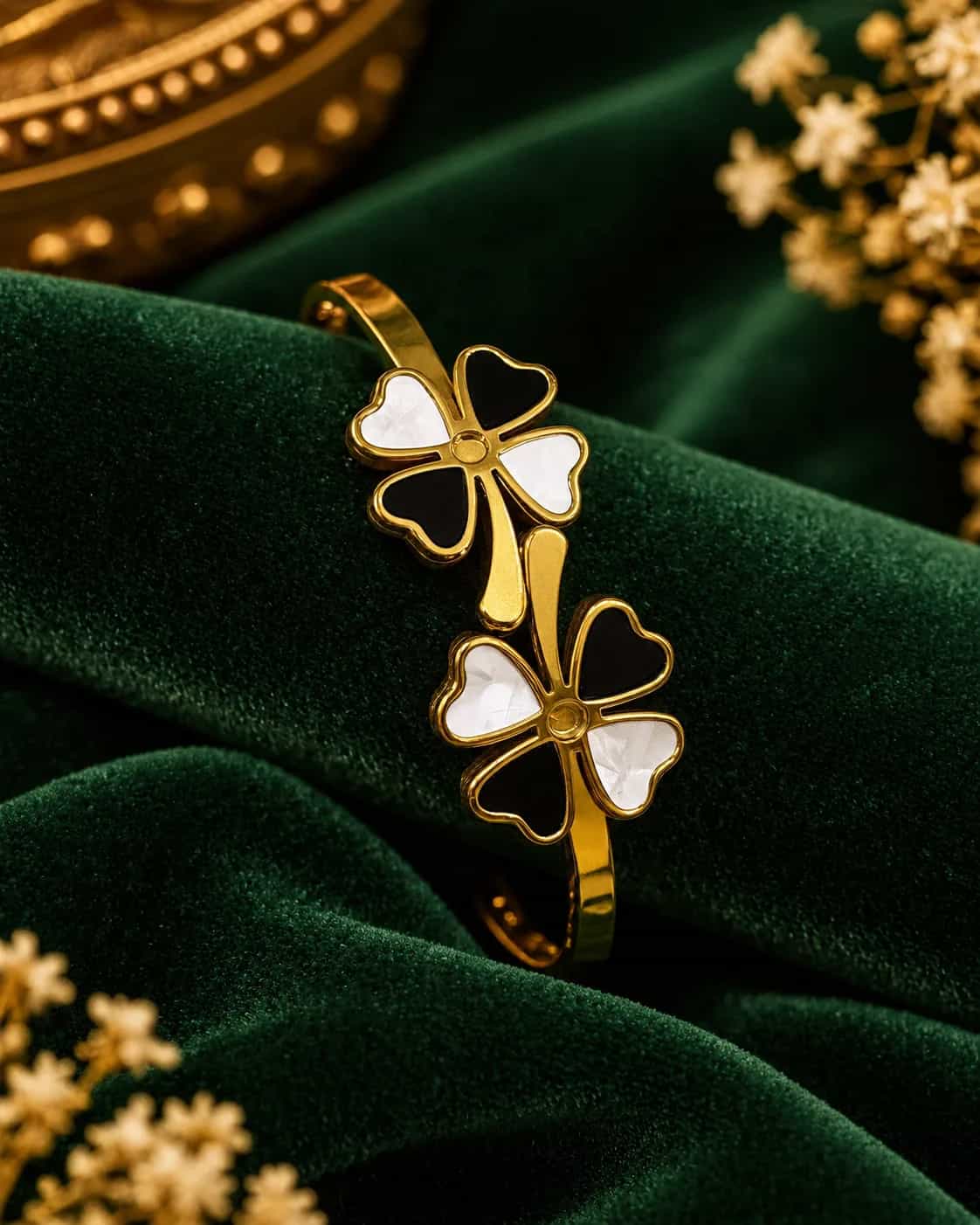 Golden Clover Heart Bracelet